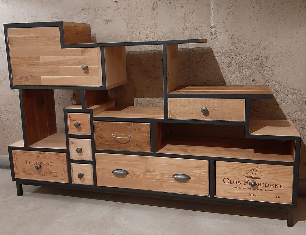 Miniature : Meuble asymétrique