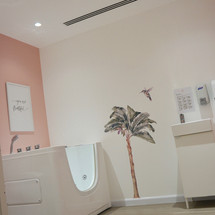 9.. Treatment Room 2.jpeg