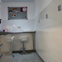 6. Kitchen.jpeg