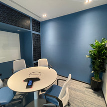 25. Discussion Office .jpeg