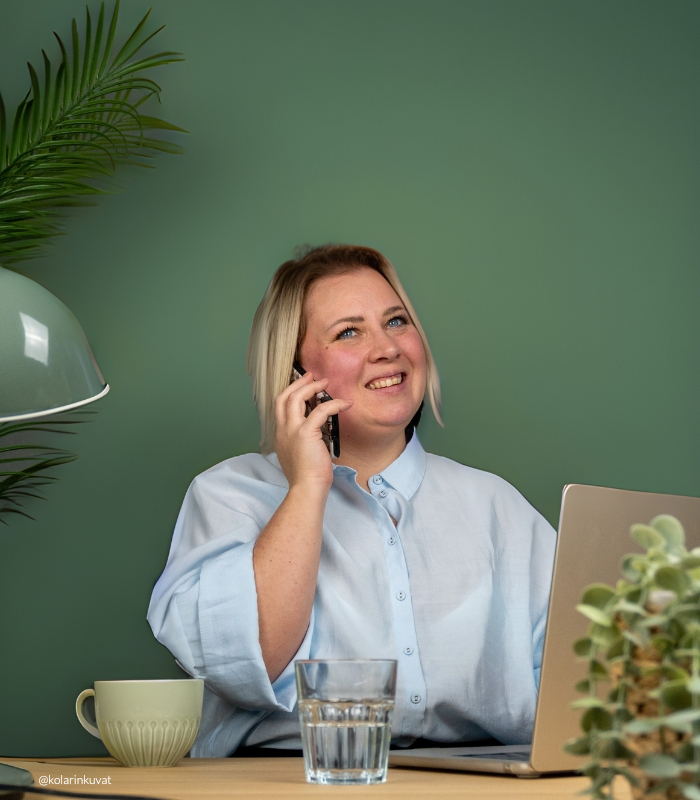 Omakuva nettisivuille 2026_edited.jpg