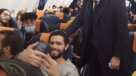 Egipscy studenci wracają do domu