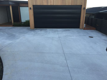 Luxury Garage Lily Lane Project - McMahon Builders