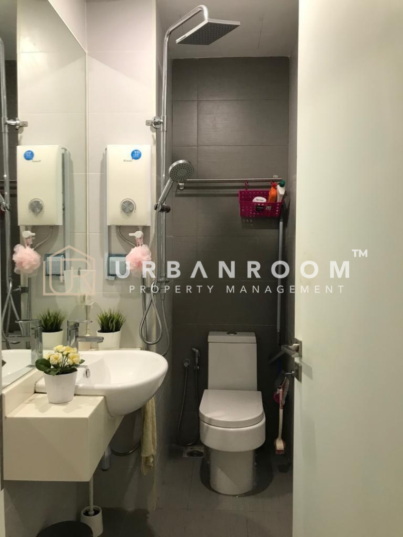 Thumbnail: Full Edge Window Room @ Nadayu28 Residence