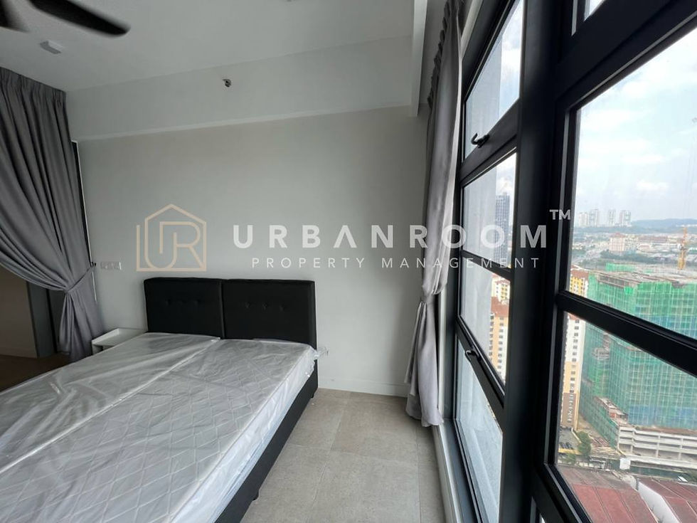 Thumbnail: Sliding Door Room @ Union Suites Bandar Sunway