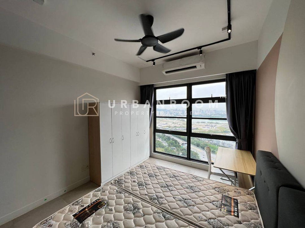 Thumbnail: Sliding Door Room @ Union Suite Bandar Sunway