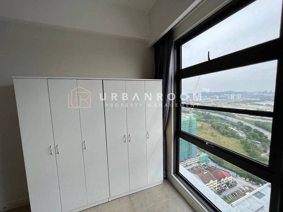 Thumbnail: Sliding Door Room @ Union Suite Bandar Sunway
