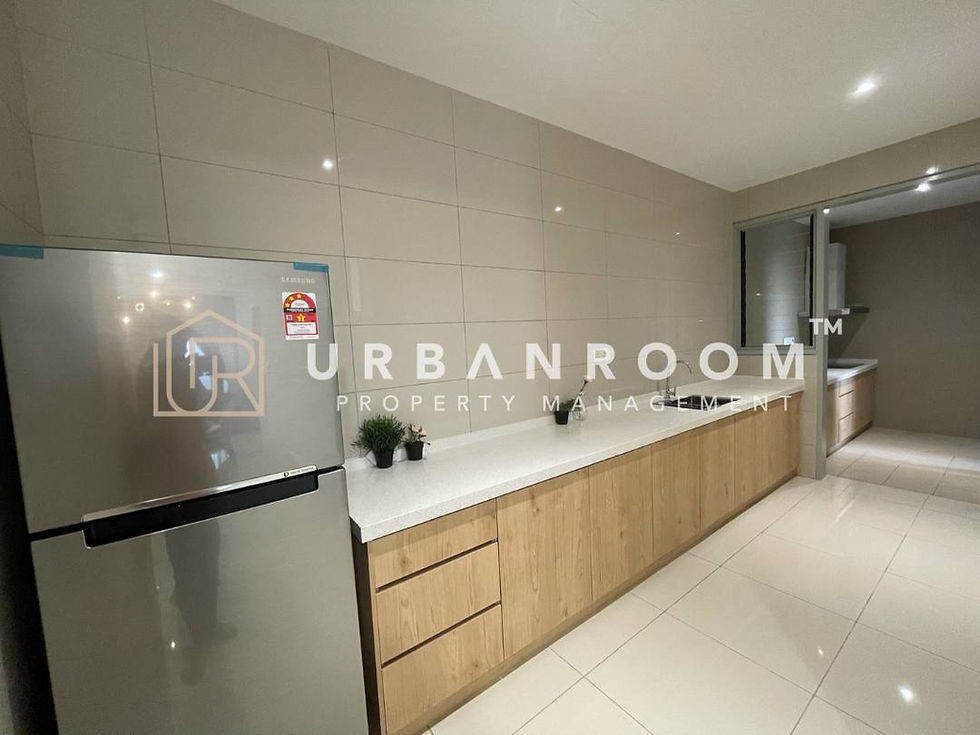 Thumbnail: Junior Ensuite Room @ Sunway Geolake Residence