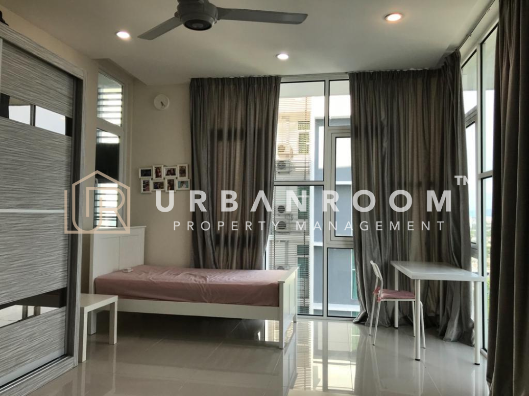 Full Edge Window Room @ Nadayu28 Residence