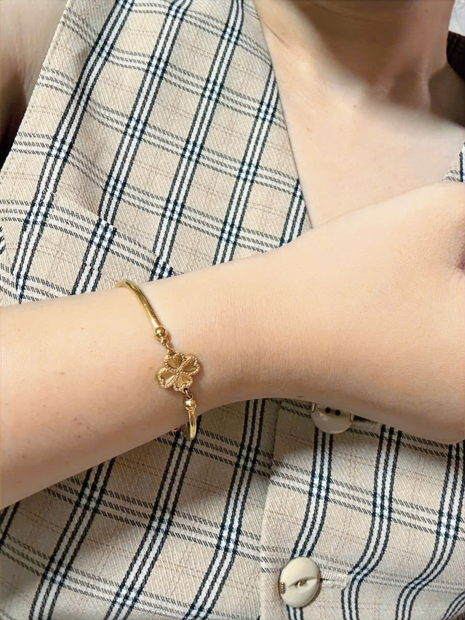 Hình thu nhỏ: Lucky Clover Curved Bracelet