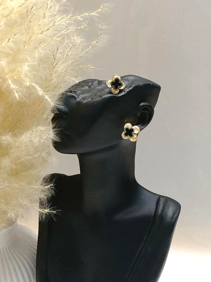 Black Clover with zircon Earrings