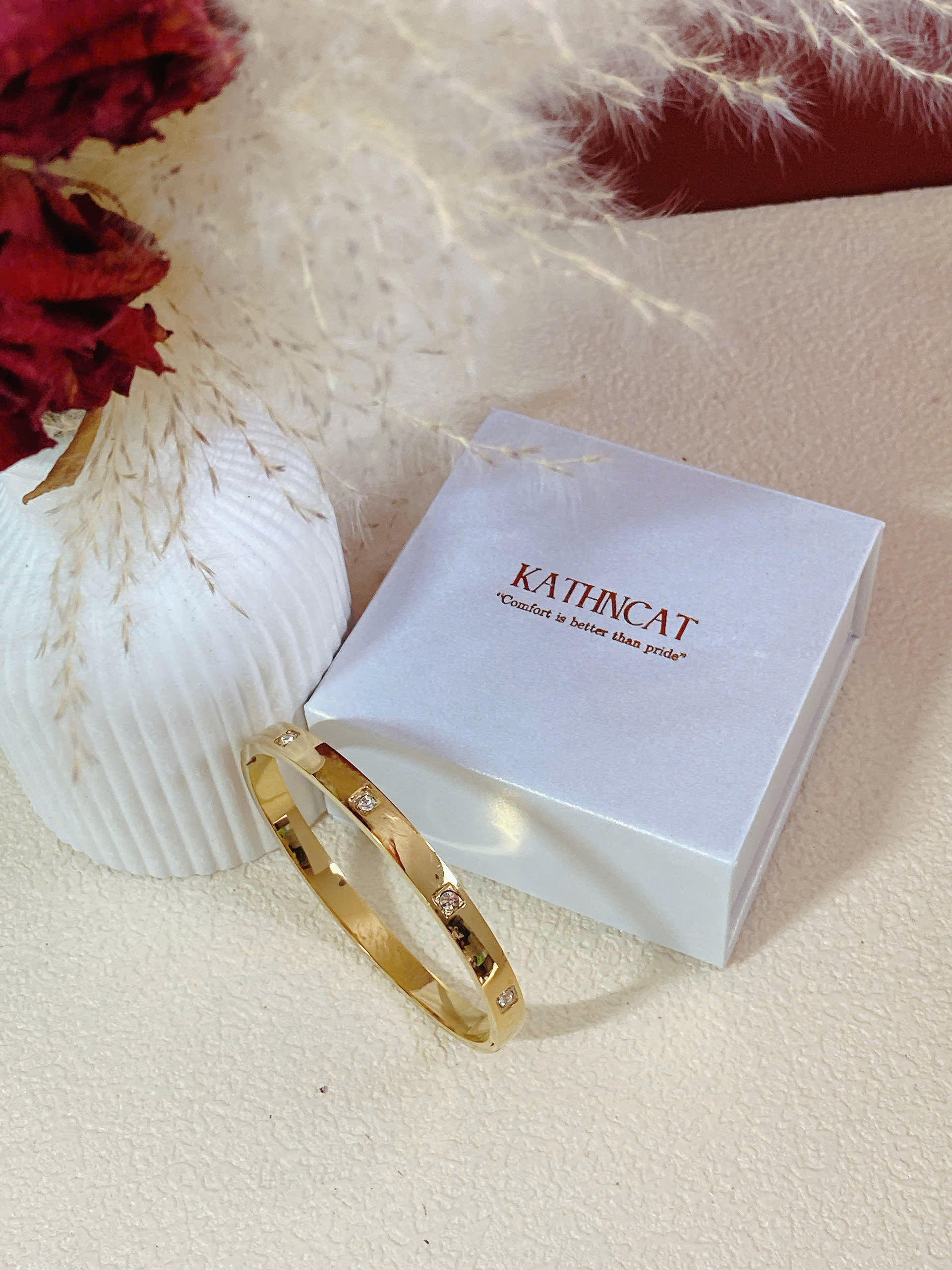 Square with zircon Bangle