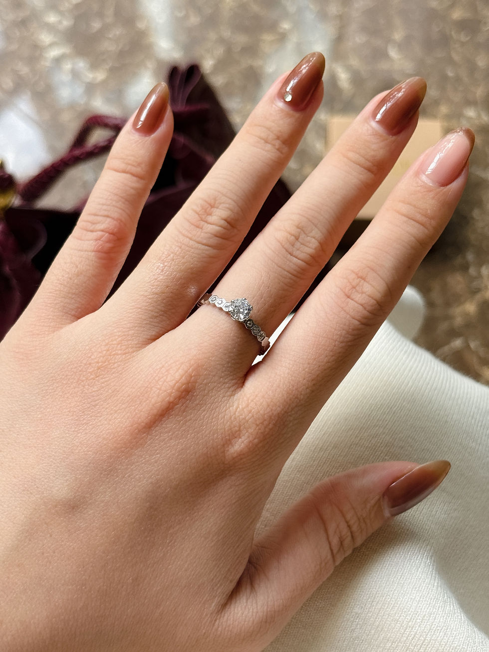 Thumbnail: Beehive Ring - Solitaire