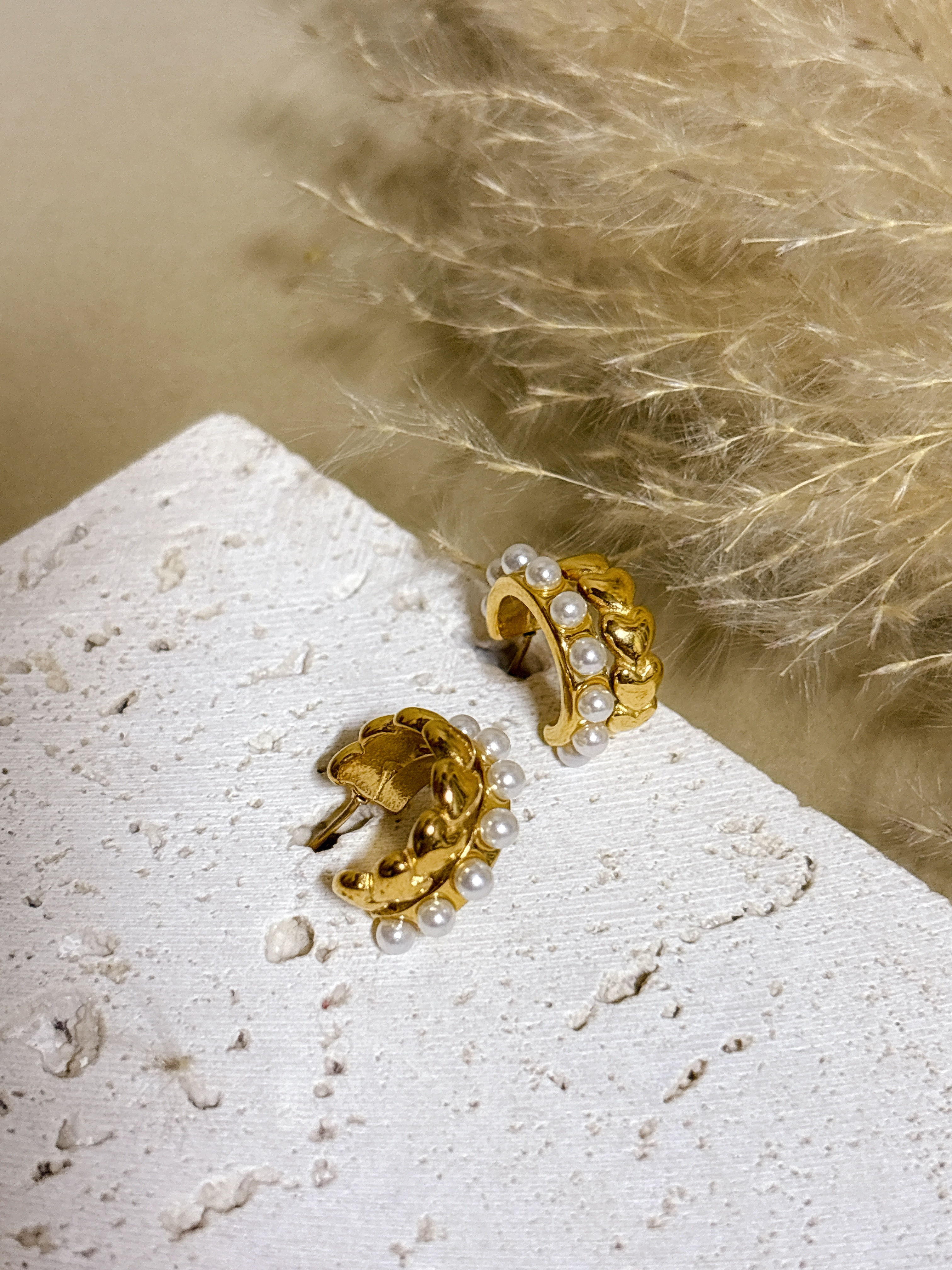 Heart with mini pearl Earrings