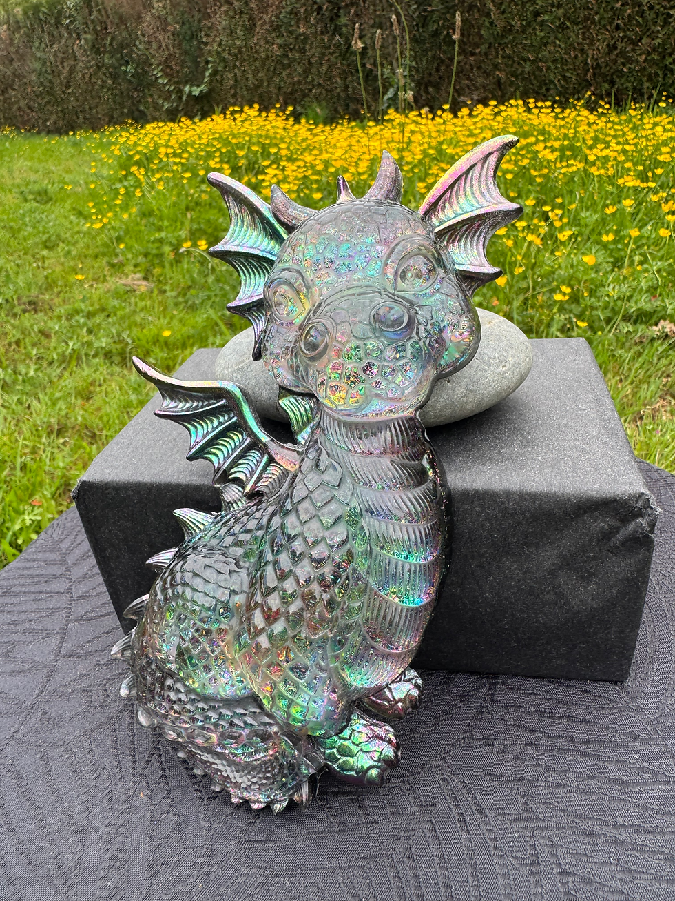 Thumbnail: Dragon déco en résine