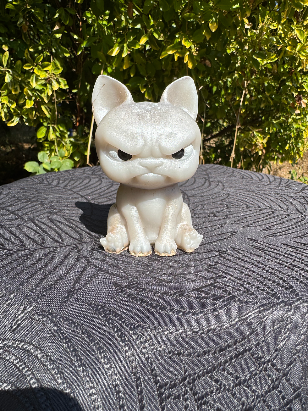 Chat grognon décoratif en résine