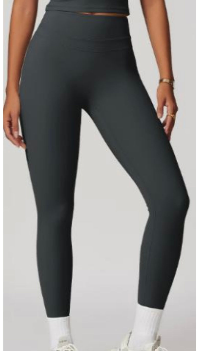 Miniature : Active ensemble, Crop-top court et leggings 