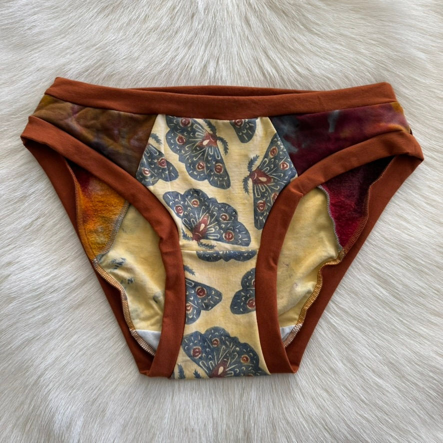 Thumbnail: Moth Hipsters