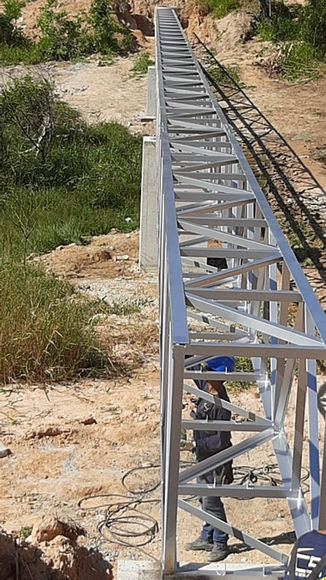 estrutura metálica treliçada, treliça metálica industrial, estrutura metálica galvanizada, empresa de estruturas metálicas SP, fabricação de estrutura metálica, montagem de estruturas treliçadas, Tríade Soluções Metálicas