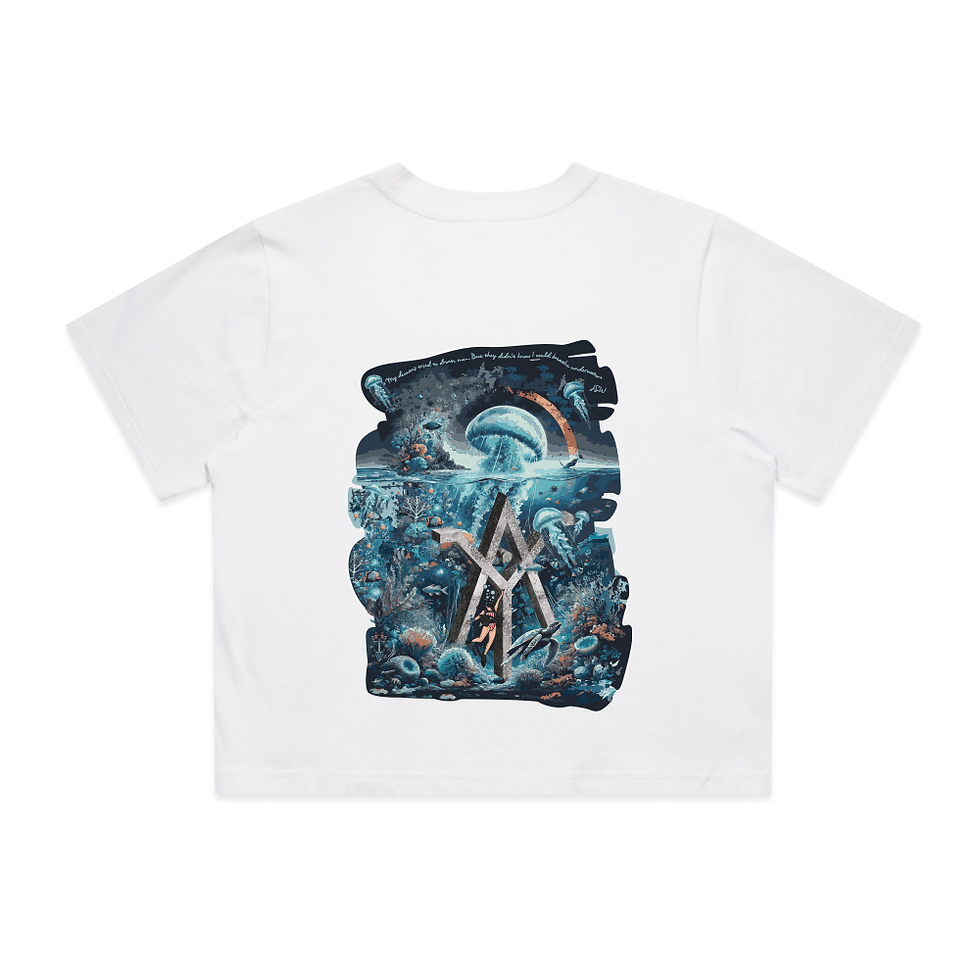 Crop T-shirt Under Water
