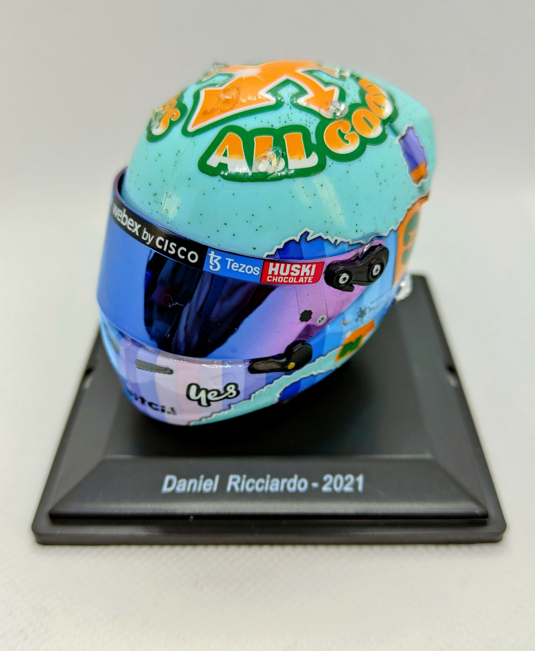 Helmet 1/5 D. RICCIARDO 2021