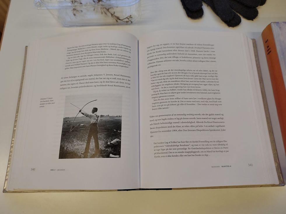 johannes v jensen igen. efter memphis station, forlod han new york på en cykel, og kørte jylland tyndt på sin motor-cykel. jeg fortæller mit nye engagement, at hvis denne forbindelse skal realiseres, må hun bagpå min bimmer, en gang om året, om hun ikke ere i 7. til 9. måned - for en tur til hamborg, hvor vi skal se den seneste opførelse, af wilsons the black rider - og nyde ên weekend i den gamle danske havn, hvor vi rigtig identificere os med, den sidste nye mode, i alle vindues ruder.