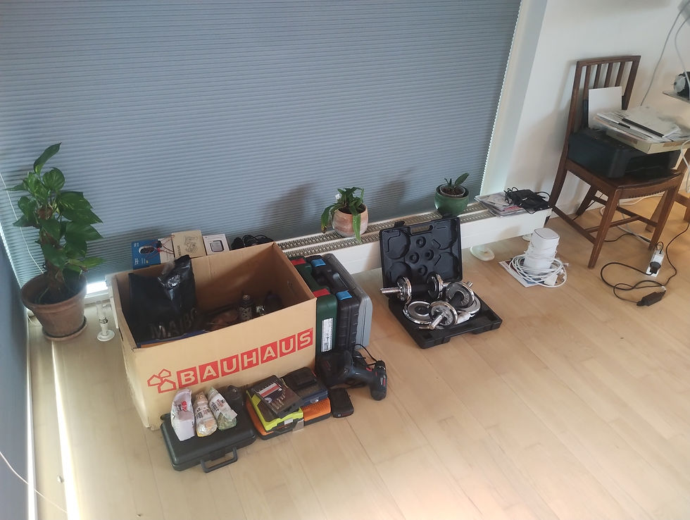 den lidt mere mekaniske del af min lager-beholdining. et par småting i privaten, bliver rigtig nok udført med disse værktøjer.