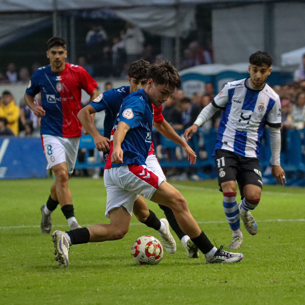 Transfervereinbarung mit Real Oviedo für Guille Berzal