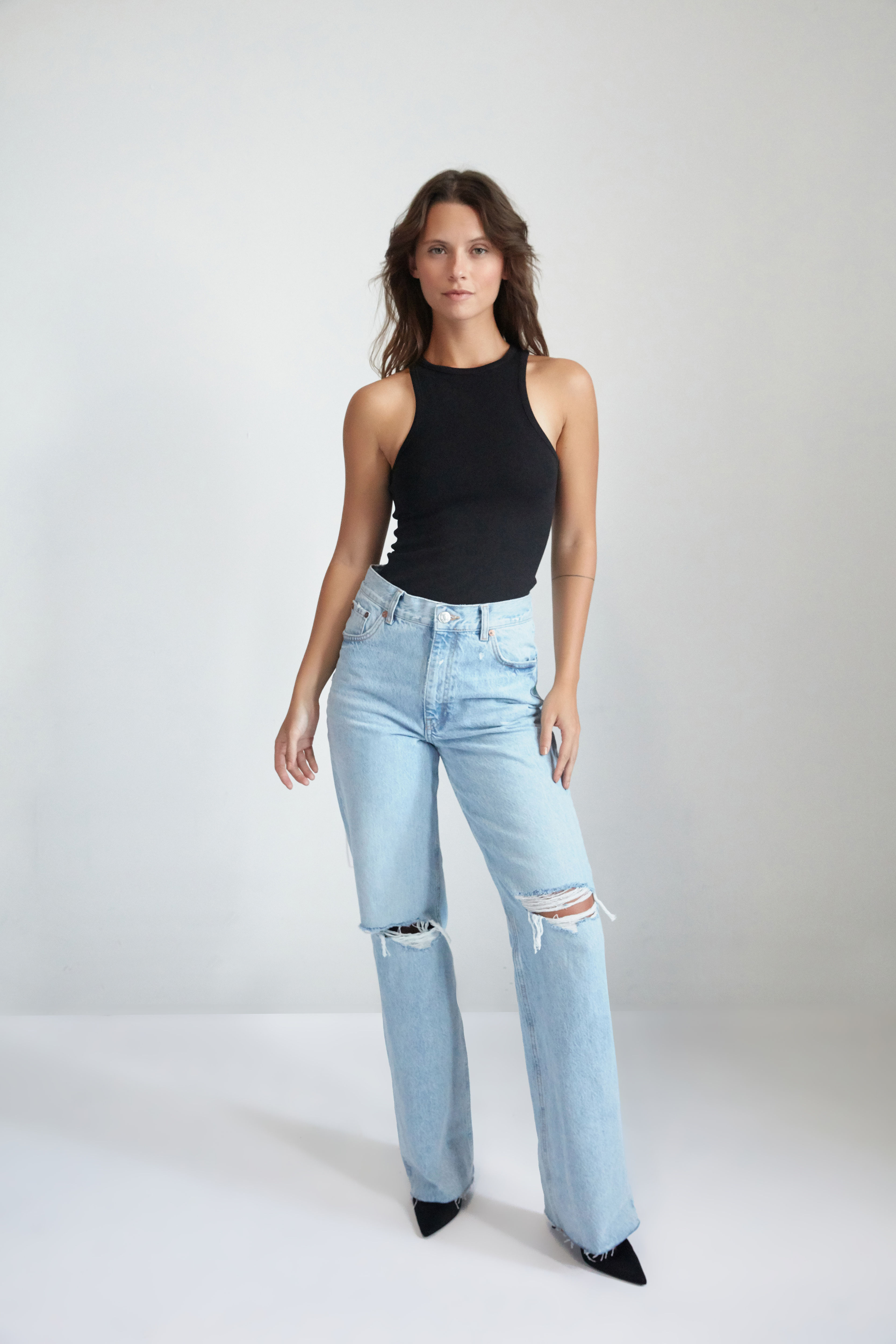 Premium Black crewneck tank top