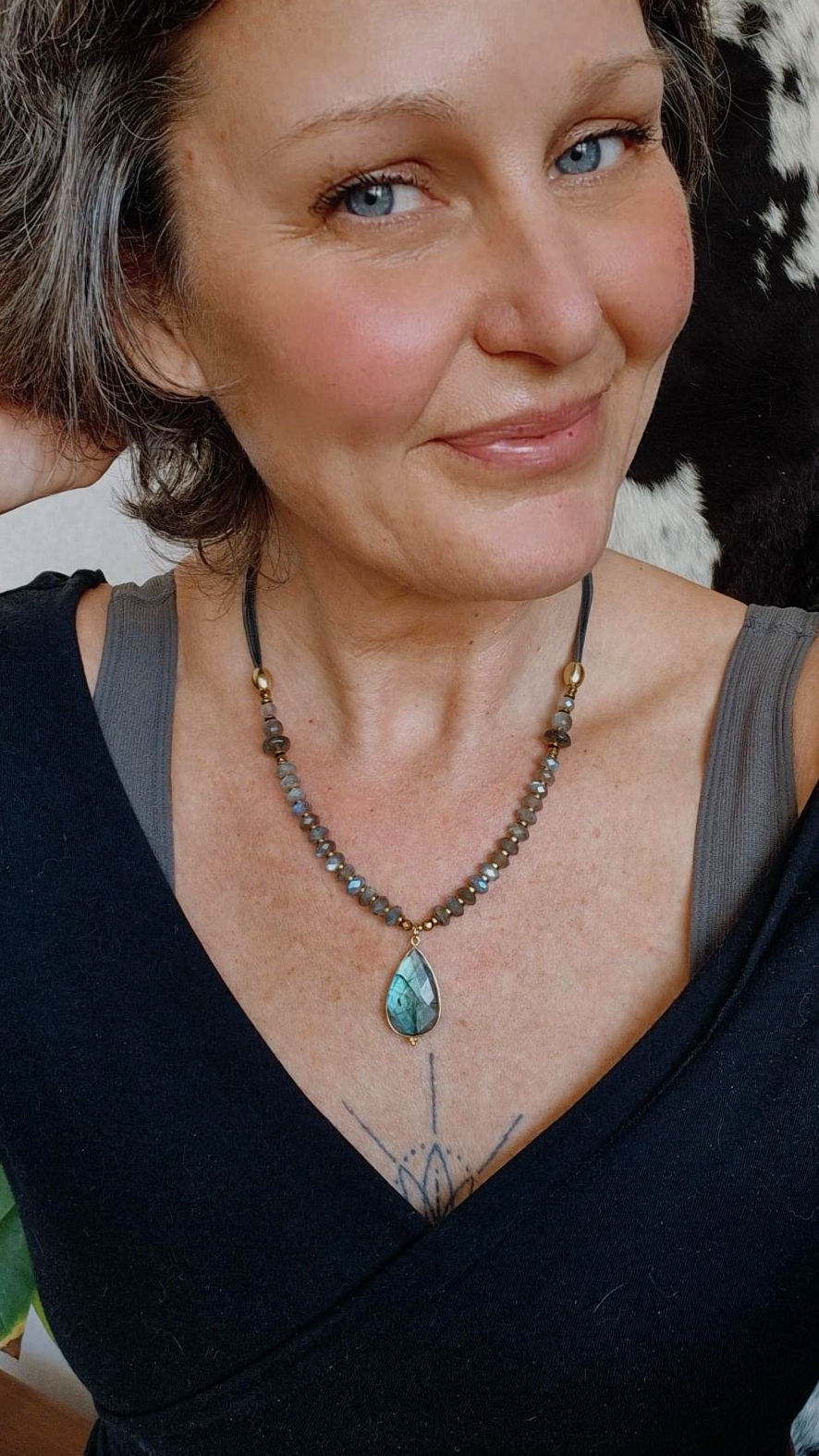 Labradorite (with pendant) - Handmade Adjustable Necklace