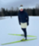 Hiihtovalmentaja Laura Jarva suksilla