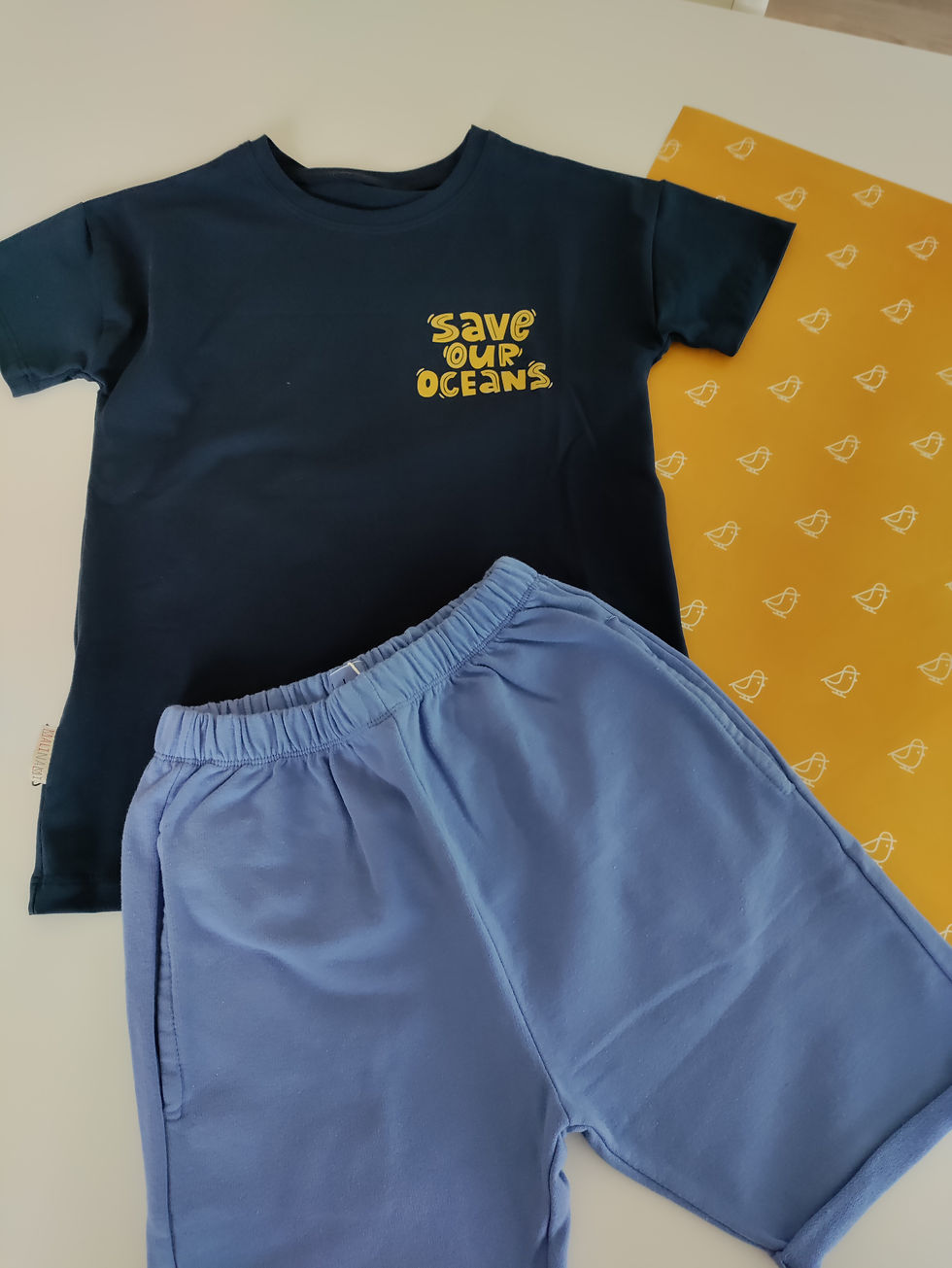 Thumbnail: Lötiekids Bermuda shorts - Blue