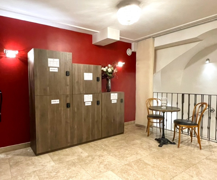 Apartments du Louvre SaintHonore Le Marais Our Services