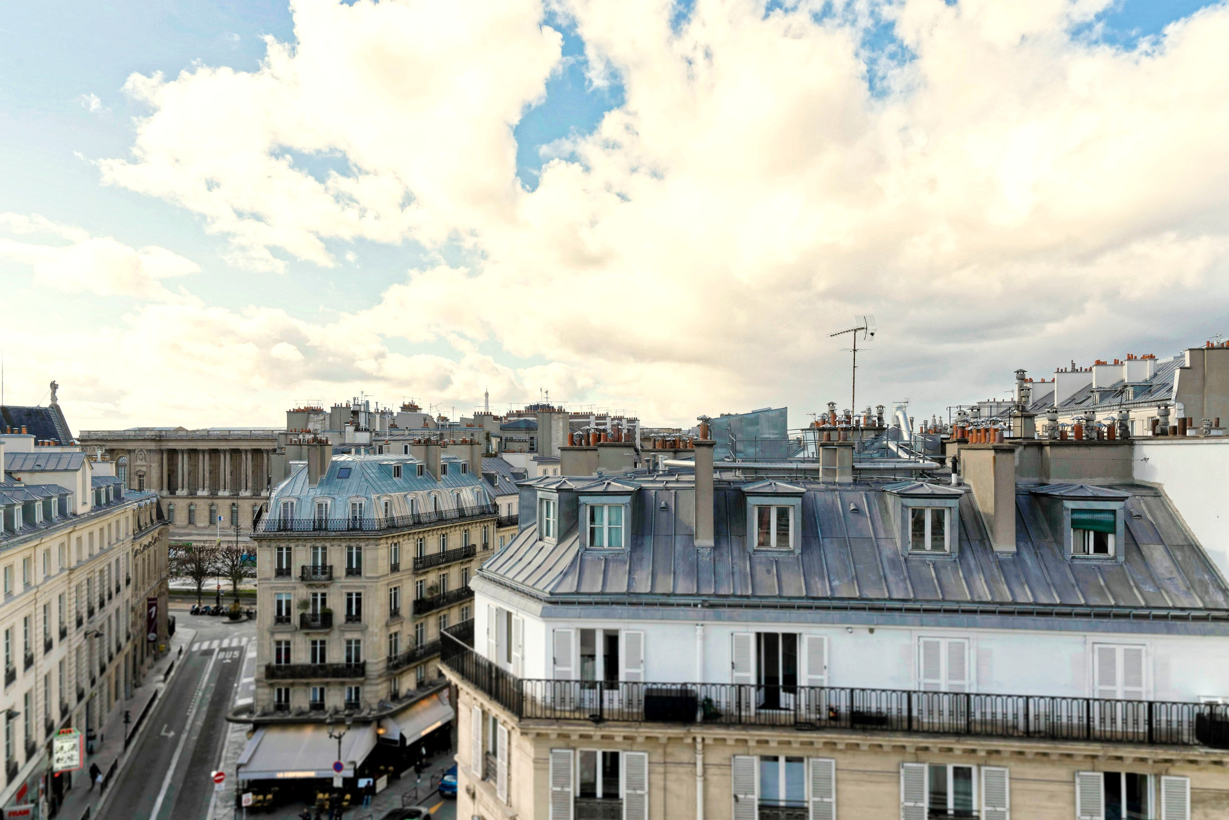 Your Personalized Parisian Vacations Apartments du Louvre Saint