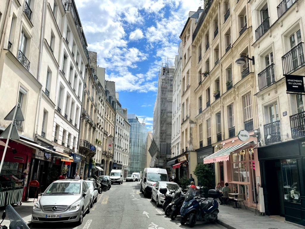 Short Term Apartment Rentals near the Louvre Apartments du Louvre