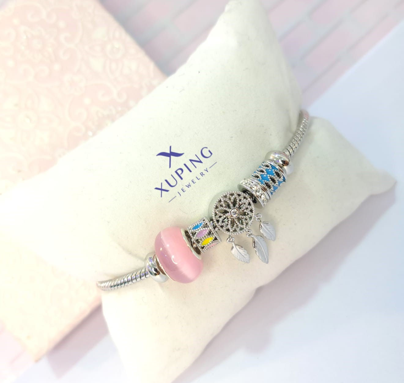 Pulsera Ajustable con Charms