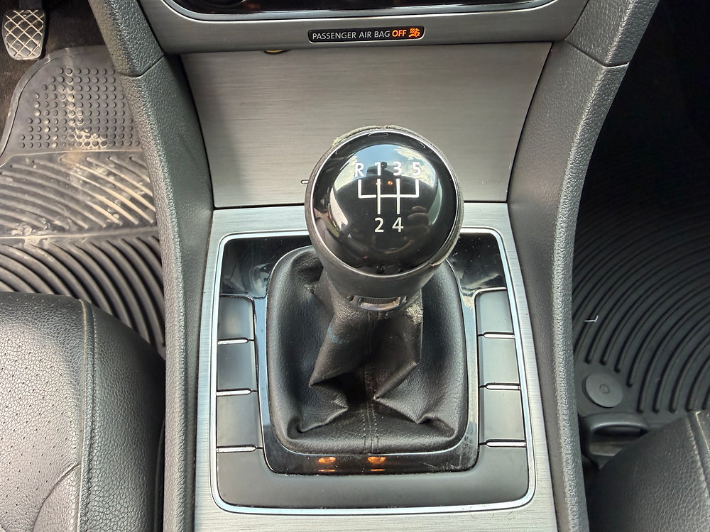 2014 Volkswagen Passat SE - Photo 12