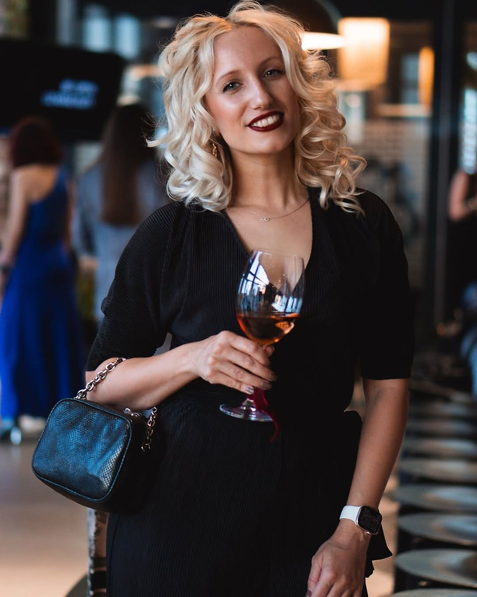 Olya Y.jpg