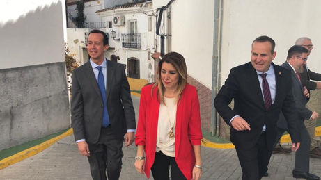 La presidenta de la Junta de Andalucía ha visitado el municipio de Lubrín, donde ha mantenido un enc
