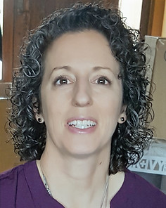 VandeWeg Profile Picture 2022_edited_edited.jpg