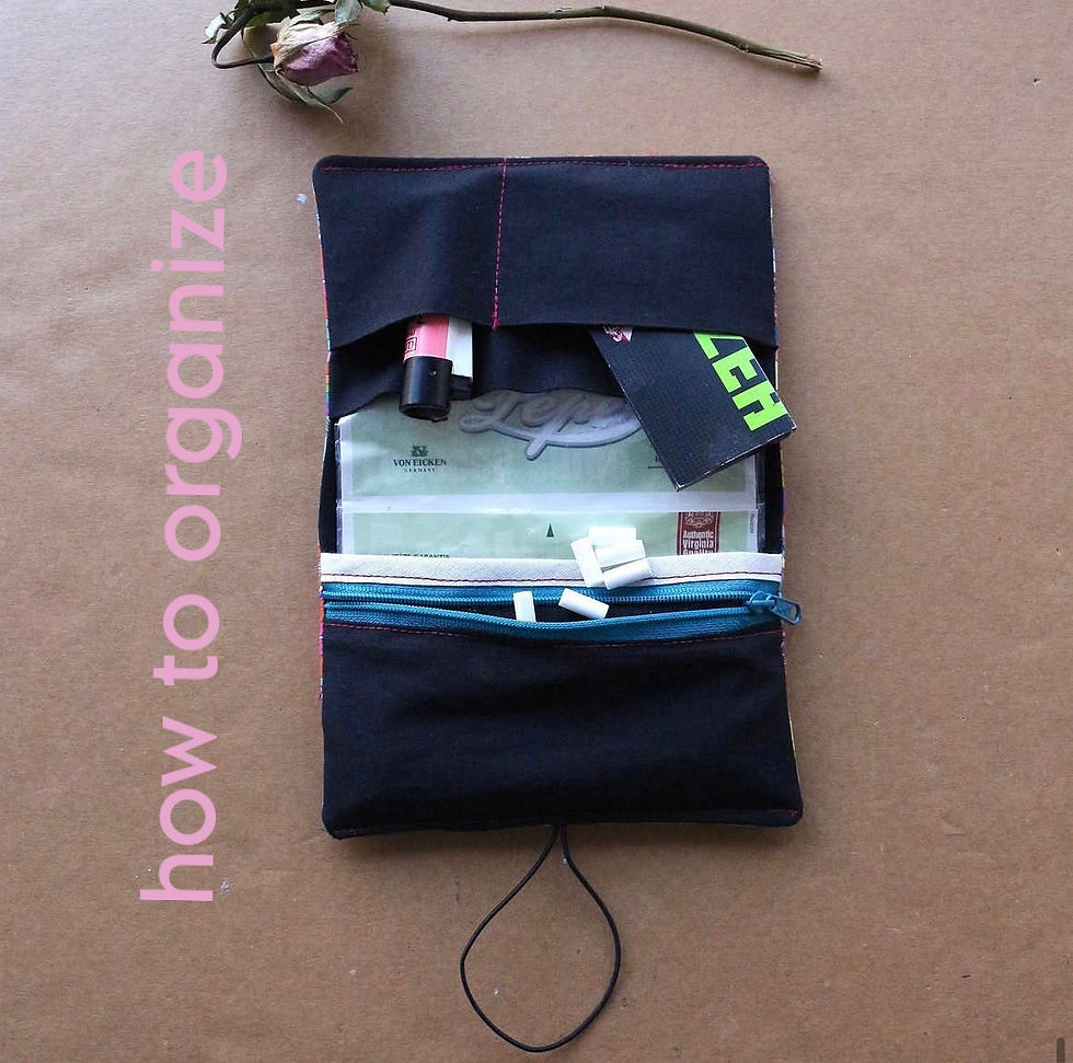 Miniaturbild: Lila Tabaktasche