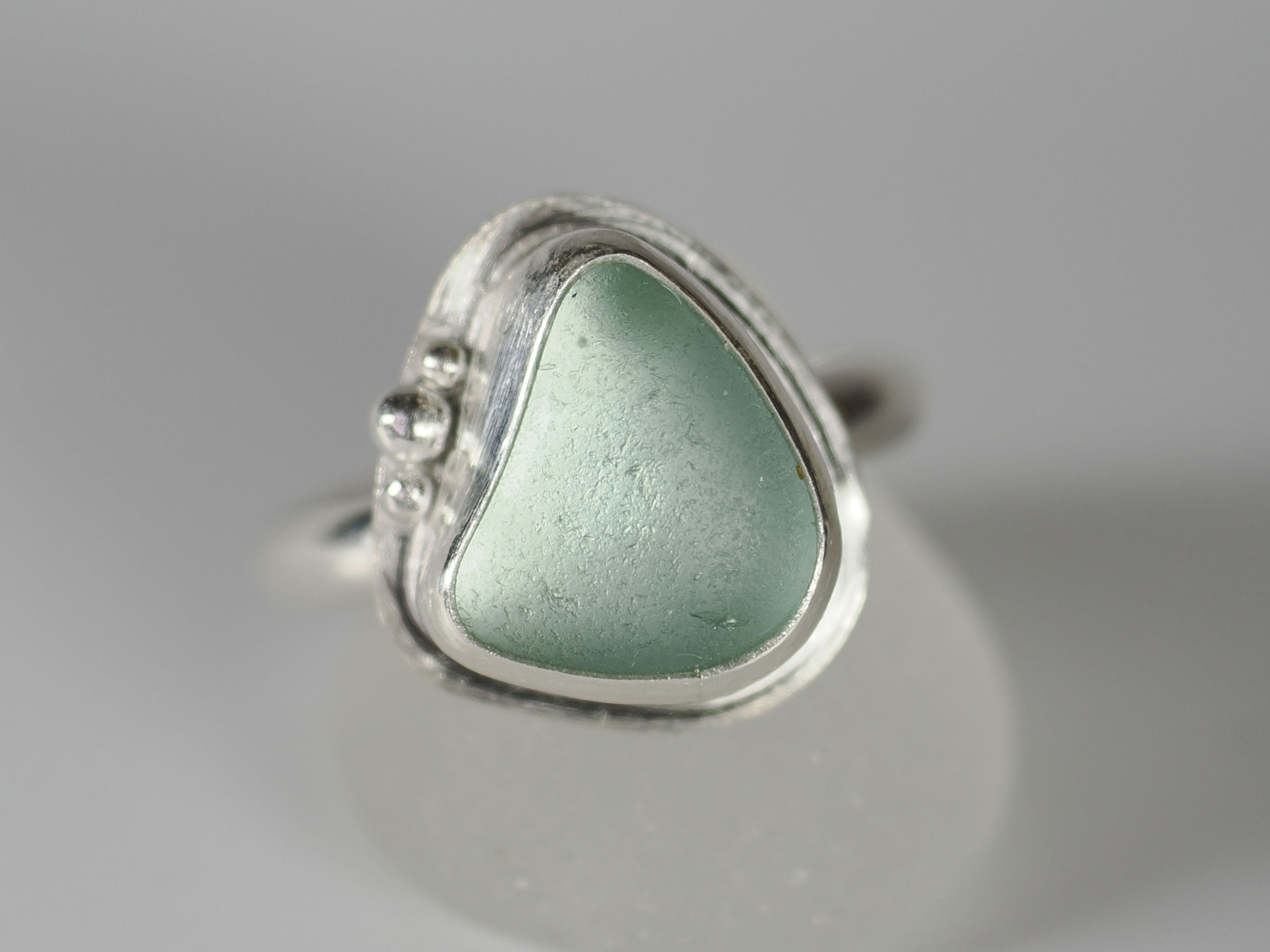 Seafoam green sea glass ring with recycled silver bubbles Size UK R