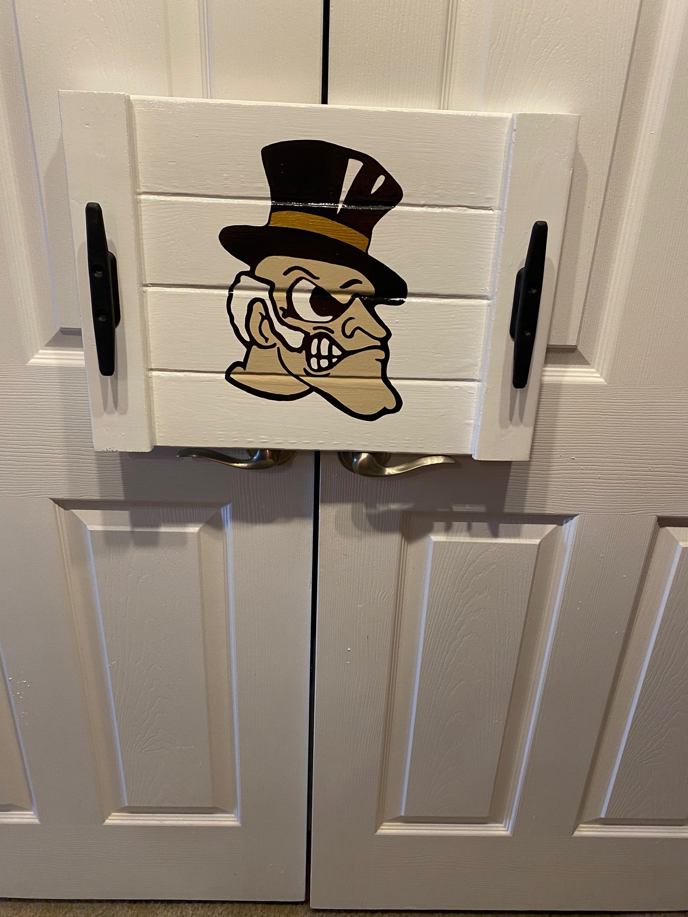 Wake Forest Deacon Head 