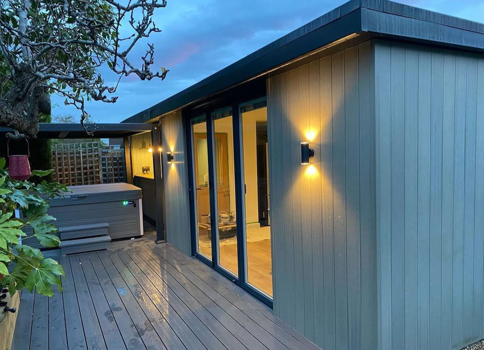 Contemporary Garden Room