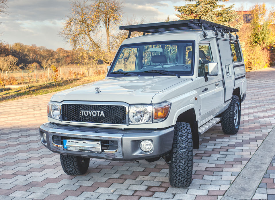 Toyota Land Cruiser Umbau, Tom's Fahrzeugtechnik