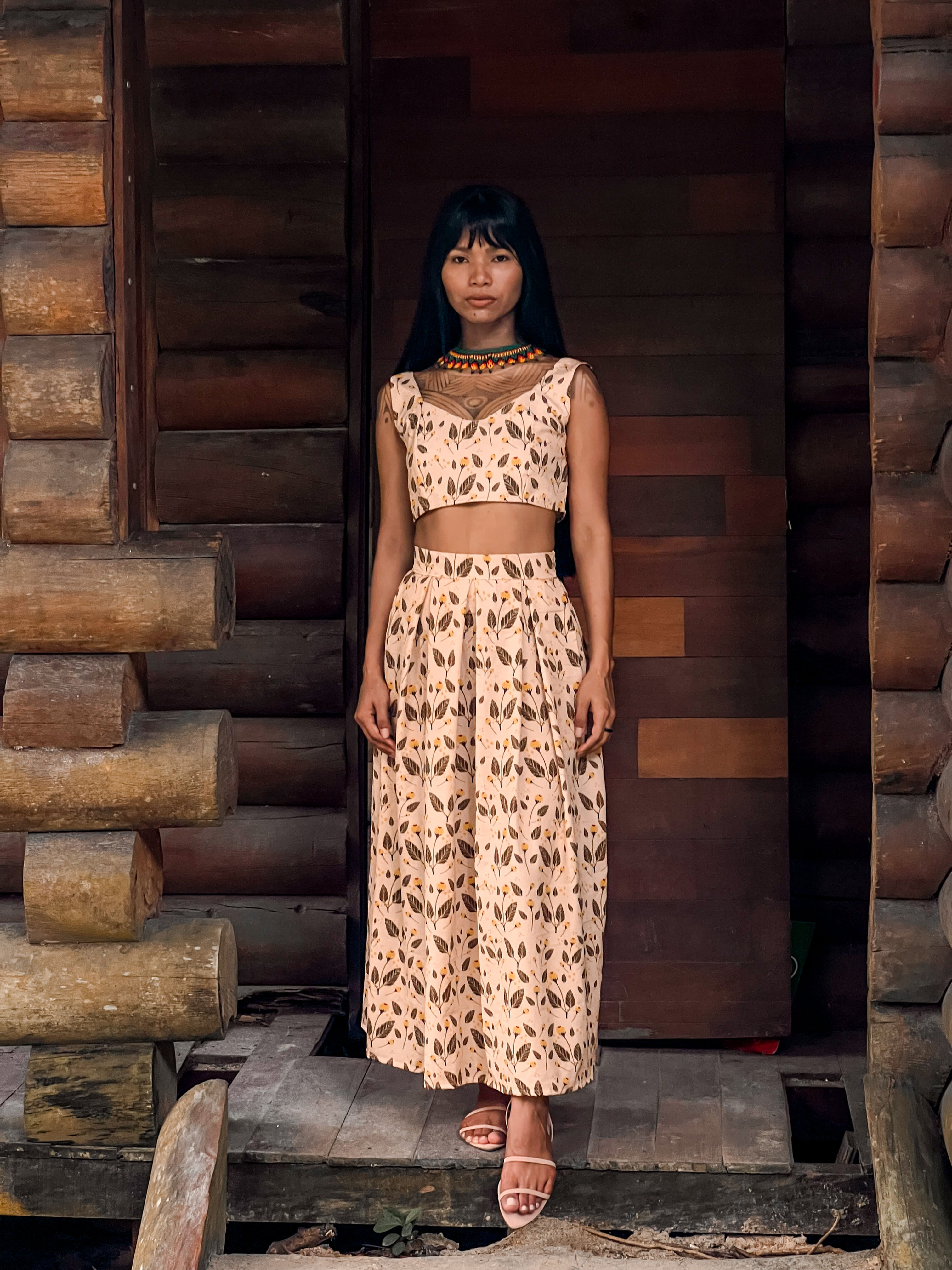 Conjunto saia + top estampa Jambú