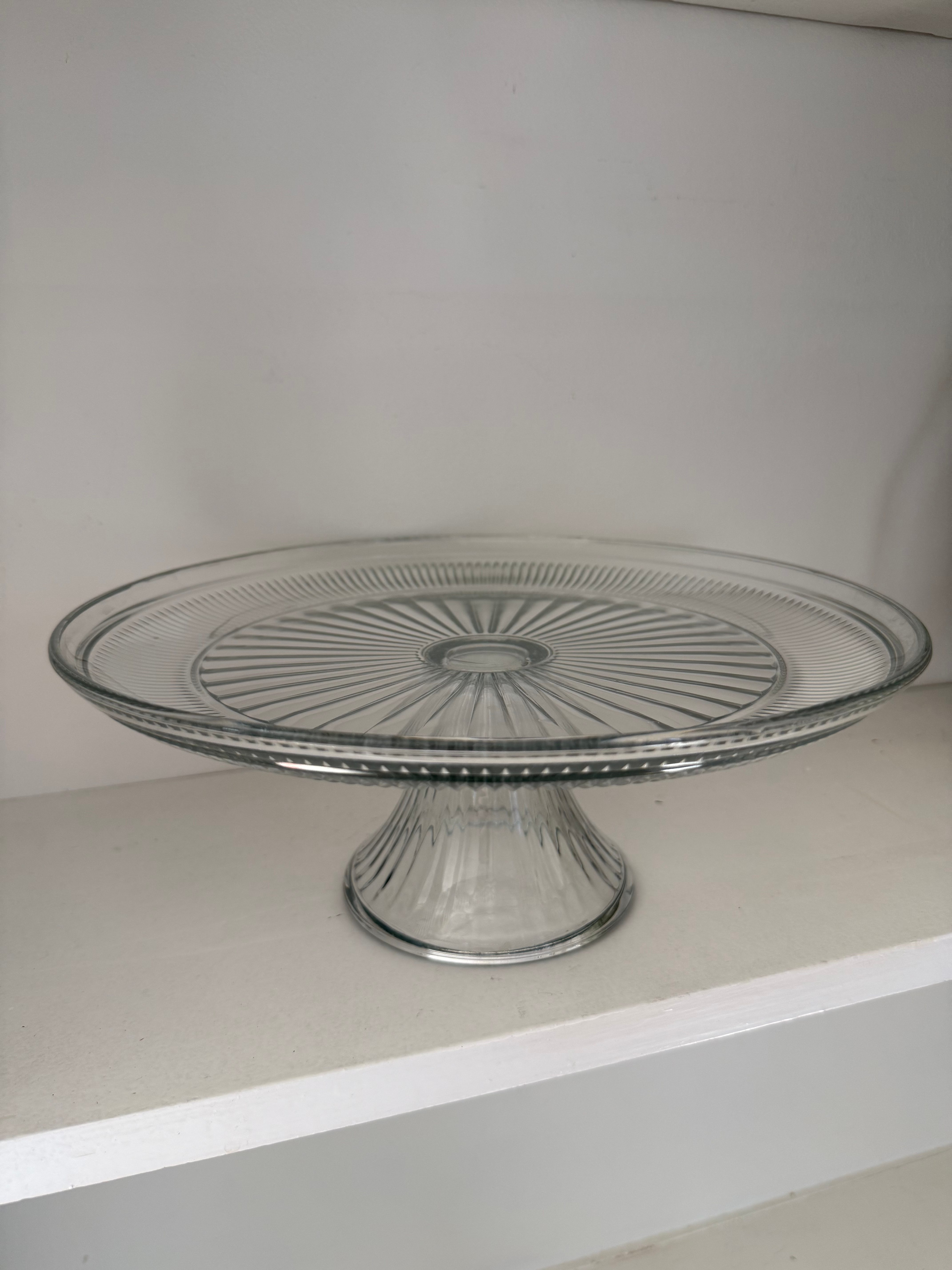 Clear Modern Cake Stand