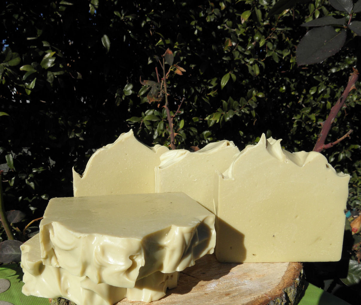 35% Laurel Berry Aleppo Soap All Natural 