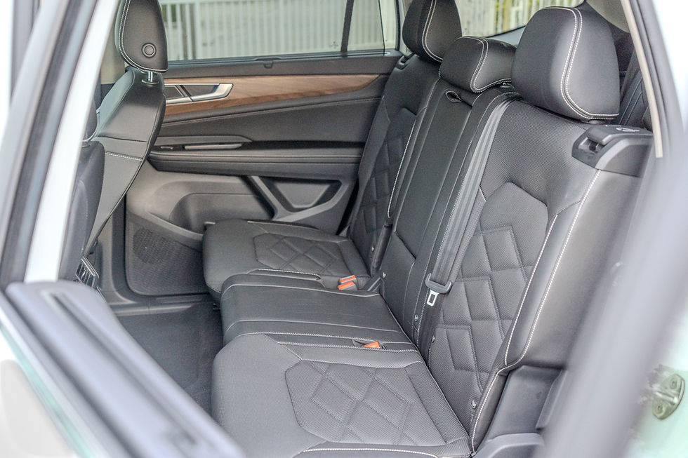 Thumbnail: Used 2025 Volkswagen Atlas 2.0T SE w/Technology