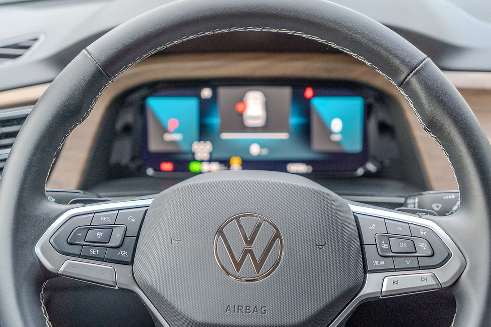 Thumbnail: Used 2025 Volkswagen Atlas 2.0T SE w/Technology
